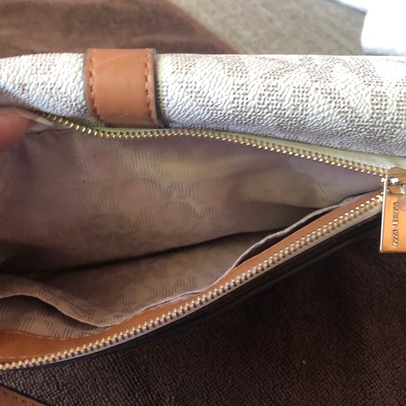 MK Crossbody Bag and Wallet - Picture 5 of 8